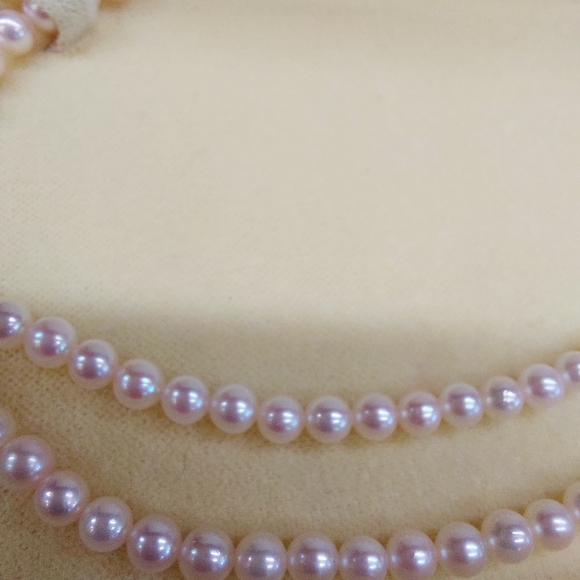 Mikimoto Pearls - Picture 2 of 8